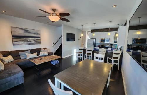 Vista Villa - 3 Bedrooms with Roof Top Deck! - Foto 1