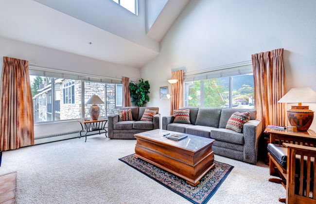 Bay Club Town Homes by CRMR - Foto 25