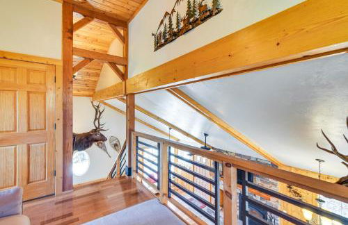 Private Wooded Escape with Scenic Decks in Jefferson - Foto 22