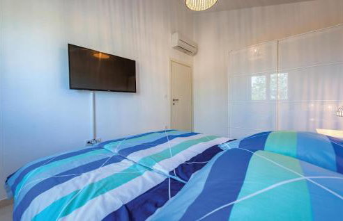 Cozy Home In Cambarelici - Foto 19