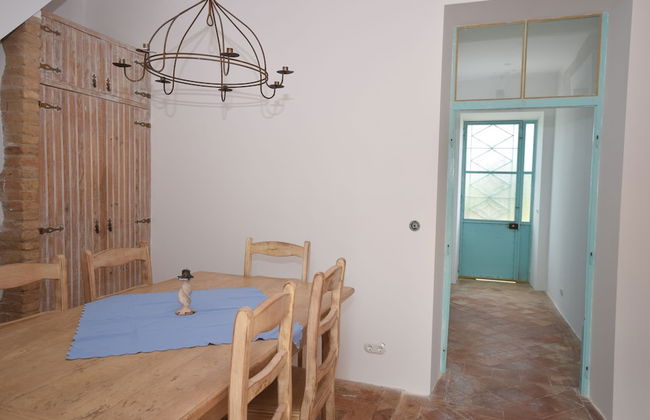 Elegant Loule Mansion With Pool - Photo 29