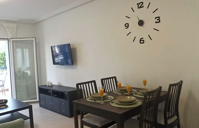 2 Bed Apt - Close To Beach - Pool - Balcony - Foto 14