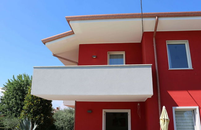 Holiday Apartment near Lake, Shared Swimming Pool - Foto 1