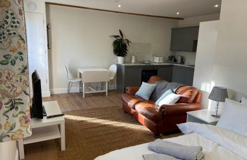 Potcote farm stables accommodation spots stable - Photo 4