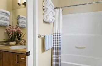 THE PENDLETON - Walkable - Arcade Loft - Modern- Light & Bright - Photo 45