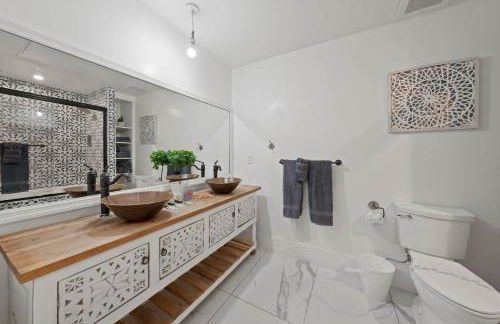 Party in Gaslamp 4BR Downtown Pad with Bathtub - Foto 6