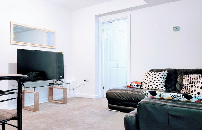 Camberley - 1-bed Annex - Sleeps 2 - Garden - Foto 1