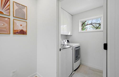 4BR Urban Oasis with Rooftop and Jacuzzi - Foto 29