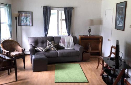 Raw Gold - Affordable, Near Mendenhall Glacier, Trails, and Conveniences - DISCOUNTS ON TOURS! - Foto 12