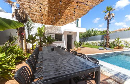 Beach Villa - 16min to Downtown - 30 PPL - Foto 7