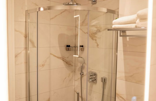 Shoreline Apartments - Photo 62