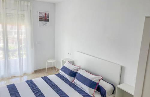 Apartamento Port Marino Piscina Parking Gratis y Terraza en Cambrils - Photo 6