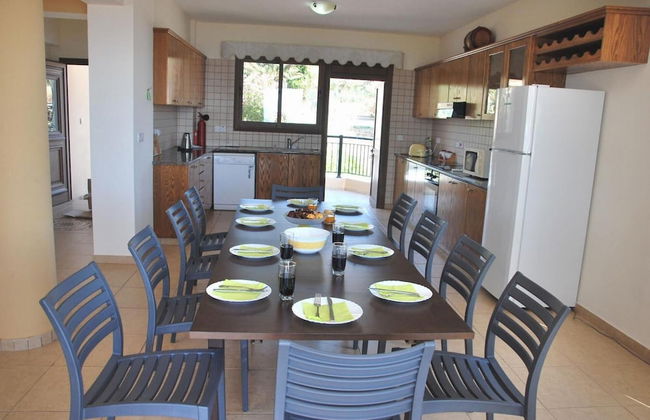 Villa Serena in Pomos - Foto 9