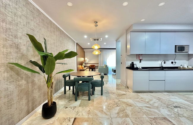 YOUROPO - Downtown - Photo 75