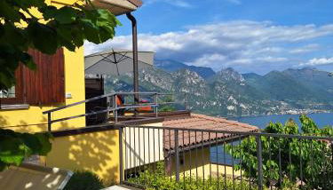 Lake Lodge - Photo 4