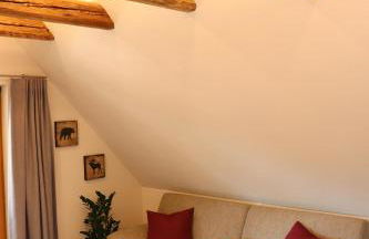 Wohnung #6 mit Balkon in ruhiger aber zentrale Lage - Stadtbus vor der Tür! - Foto 5