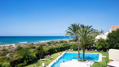 Beach front Studio in Elviria - Photo 2