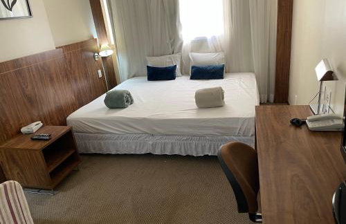 PROMOÇÃO EXECUTIVA COM BANHEIRA E FLATS SEM BANHEIRA- Melhor Hotel De Taguatinga - Foto 36