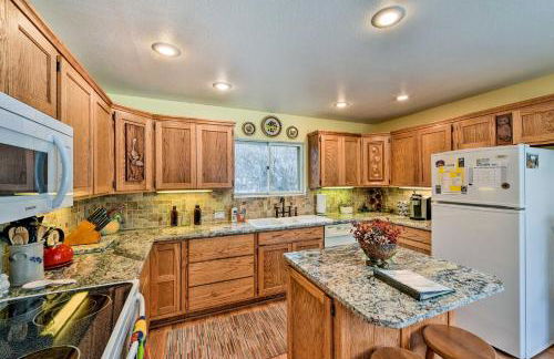 Charming Buena Vista Creekside Home Walk to Main! - Foto 20