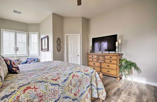 Game Room, Patio! Family-Friendly Goodyear Home - Foto 15