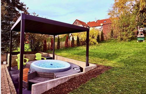 Ferienhaus mit Whirlpool - Garten & Spielzimmer - bis 6 Gäste - Photo 1
