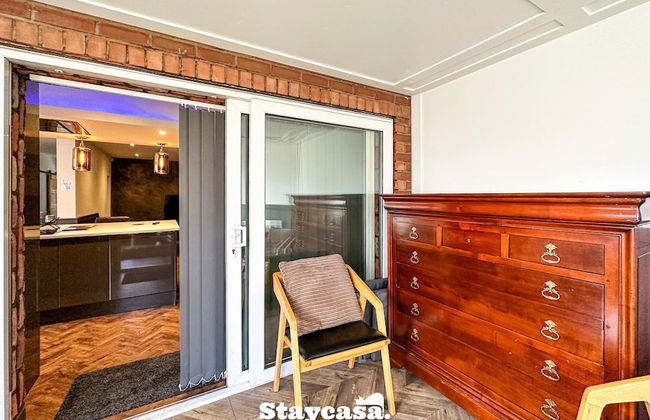 Beautiful Detached Villa - Jacuzzi Bath - Parking - Foto 61