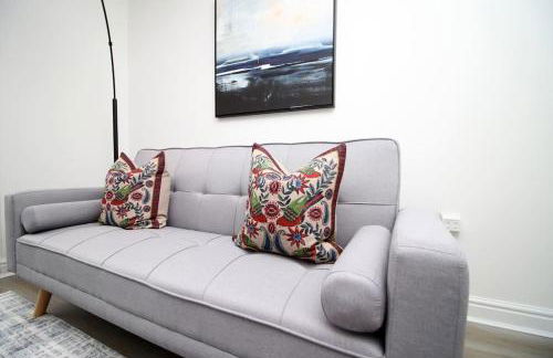 Modern and Cosy 3 Bed House Close to Cardiff City Centre perfect for Family Relocations, Contractors & Groups by Gurkha Stay with Free Parking and Wifi - Foto 46