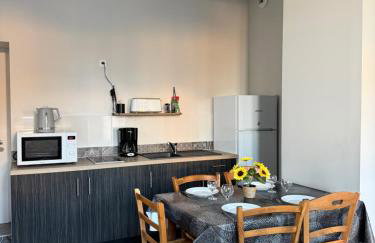 Les Glaneuses - 2 logements en centre bourg de 2 à 4 personnes à 3 min du Puy duFou - Foto 2