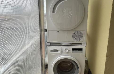 Urban Jungle apt - Self Check-in, Metro, Train - Foto 21