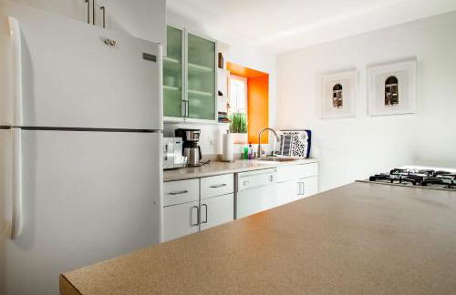 Over the Moon About C Adams Morgan METRO subway Rock Creek Park - Foto 11