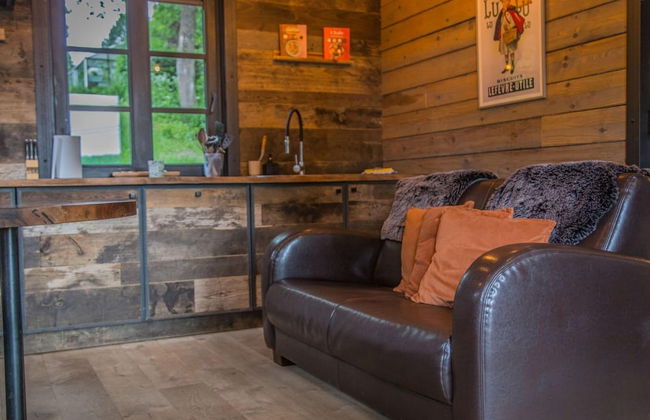 Holiday Home in Ferrieres With Garden - Photo 10