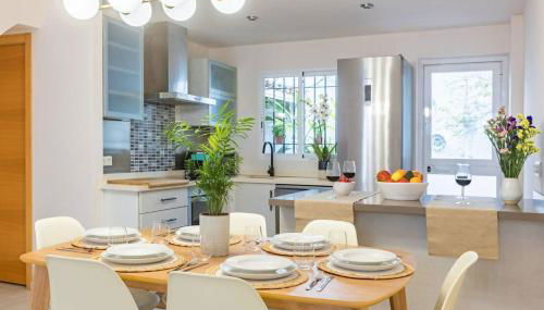 Casa 3 plantas con patio y Solárium privados - Foto 3