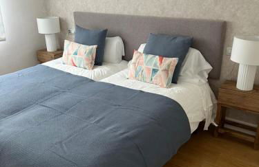 SEAVIEW PENTHOUSE PREMIUM LUXURY-Casares Del MAR - Photo 2