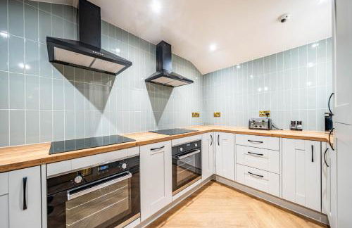 St Mary's Quarters - Photo 38