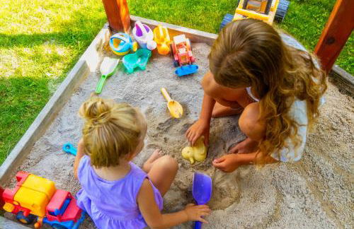 Moderne Fewo mit Fasssauna und Kamin im ländl. Allgäu - Foto 22