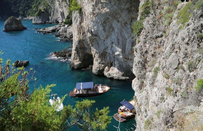 Capri and Li Galli Islands Tour - Photo 2
