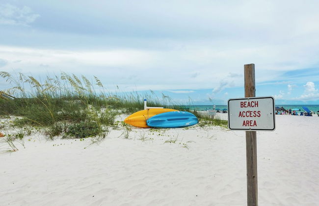 1st Floor, Walkable to Dining, Shopping, Beach - Sleeps 6 - Foto 35