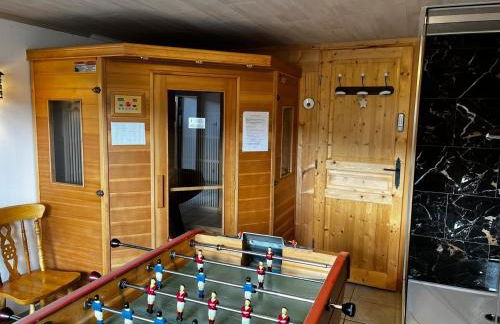 Chalet entier, vue panoramique, ruisseau et sauna. - Foto 3