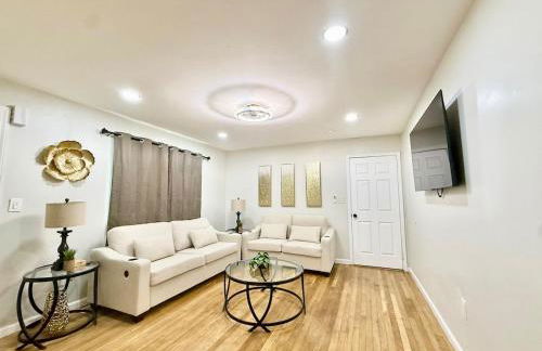 Historic Barn View Modern Country Newton House - Foto 1