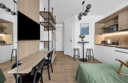 Praga Studio with Air-Con - 140m Metro, near PGE Narodowy Stadium - by Rentujemy - Foto 13