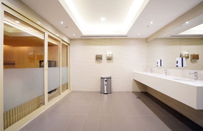 Hera Holiday Home - Photo 32