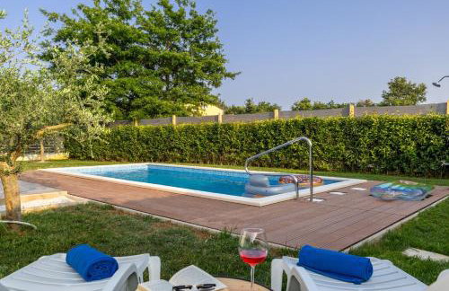 Modern apartment Ana with Jacuzzi and Pool - Foto 44