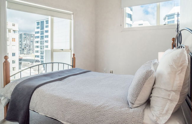 U Suites on Manners - Photo 5