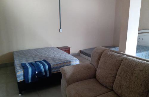 Casa conceito aberto aconchegante, perto de tudo e com garagem 64m2 - Foto 3
