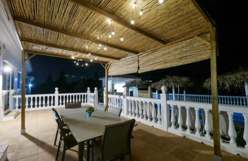 Villa Blanca Málaga - Private Villa - Heated Pool - Photo 42