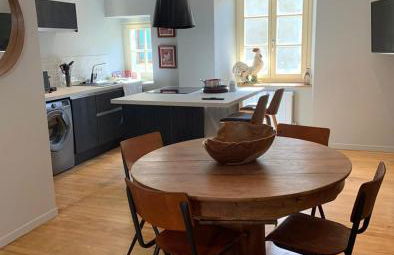 Charmante petite maison avec baignoire Balneo et video projecteur - Foto 1