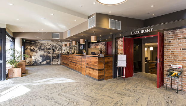 Mostrador de check-in y check-out