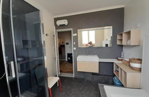 Gîte du RELAI du Château - Parc Oriental - Puy du Fou - Foto 11