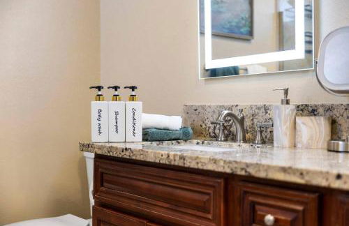 6 Beds 3 Baths Pool BBQ Near the Strip - Foto 5