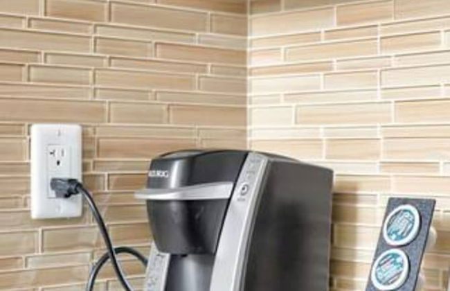 Harrison Lake Pets Welcome 3BR Suite - Photo 29